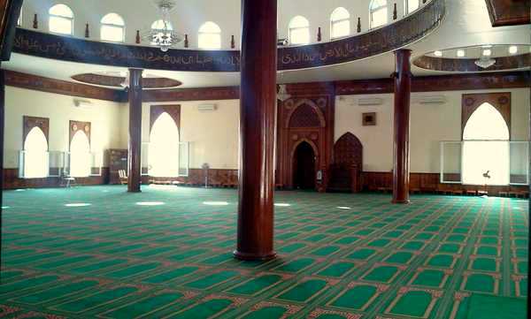 intérieur de la mosquée de réunion