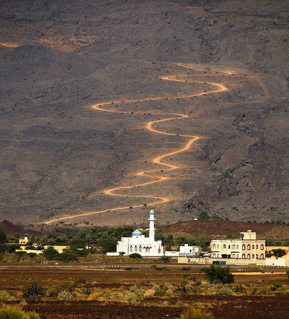 La mosquée sur la route du Paradis ? 