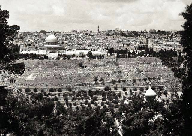 L'Esplanade des mosquée et Jérusalem en 1971