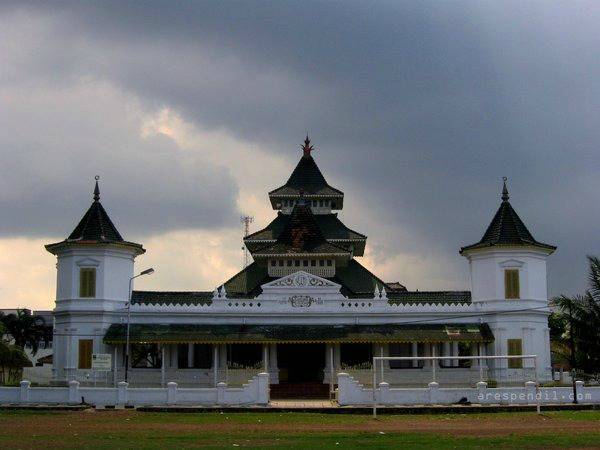 mosquee Manonjaya Tasikmalaya