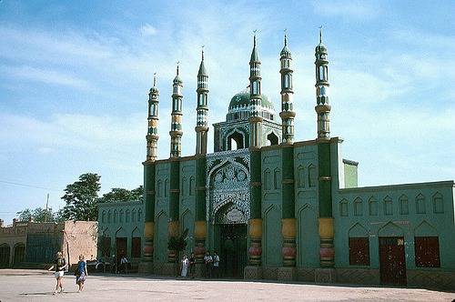 Une mosquée avec 6 minarets à Turfan en Chine