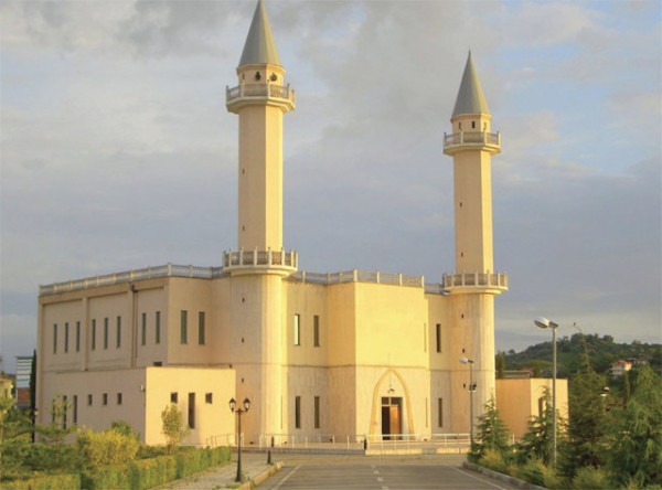 Une mosquée à Tirana en Albanie