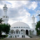 Mosquée avec deux minarets au Bresil