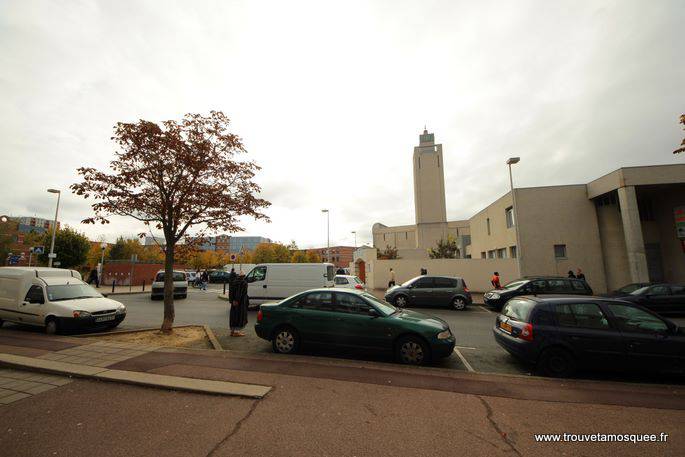 La mosquée d’Evry Courcouronnes, son vendredi