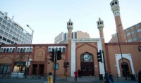 Alerte à la bombe à East London Mosque