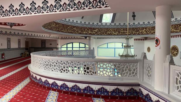 mosque_3470_mosquee-sultan-ahmet-camii-pontoise_lIa1g3PEpaQkcN3AqKjw_original.jpeg